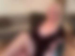 mirelasilver's Live Sex Cam Show