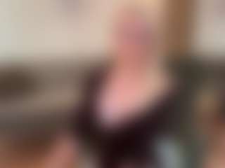 mirelasilver's Live Sex Cam Show