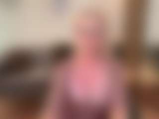Live cam show with mirelasilver - Granny Lovense on 1on1-livenow