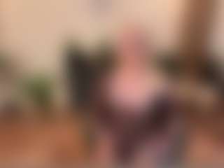 mirelasilver's Live Sex Cam Show