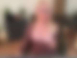 mirelasilver's Live Sex Cam Show