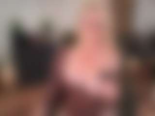 mirelasilver's Live Sex Cam Show