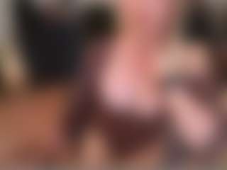 mirelasilver's Live Sex Cam Show