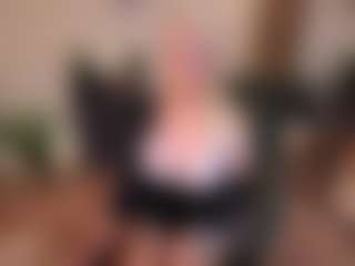mirelasilver's Live Sex Cam Show