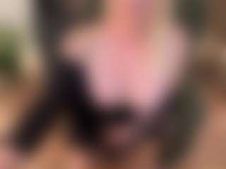 mirelasilver's Live Sex Cam Show
