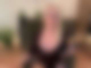 mirelasilver's Live Sex Cam Show
