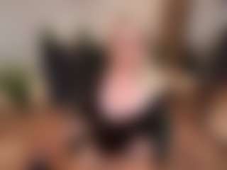 mirelasilver's Live Sex Cam Show