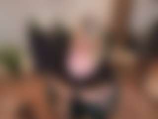mirelasilver's Live Sex Cam Show