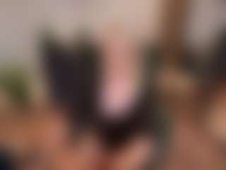 mirelasilver's Live Sex Cam Show