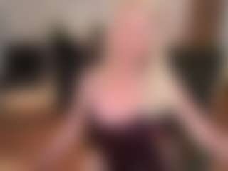 mirelasilver's Live Sex Cam Show