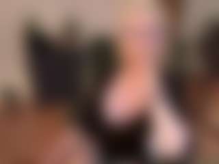 mirelasilver's Live Sex Cam Show