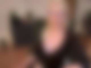 mirelasilver's Live Sex Cam Show