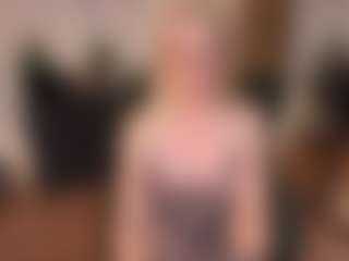 mirelasilver's Live Sex Cam Show