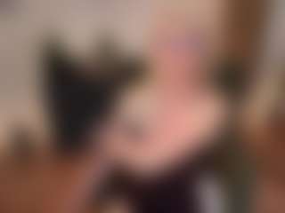 mirelasilver's Live Sex Cam Show