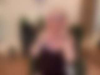 mirelasilver's Live Sex Cam Show