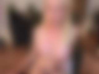 mirelasilver's Live Sex Cam Show