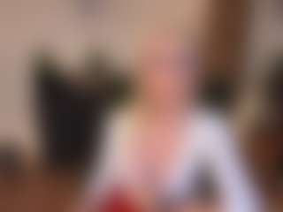mirelasilver's Live Sex Cam Show