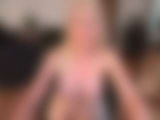 mirelasilver's Live Sex Cam Show