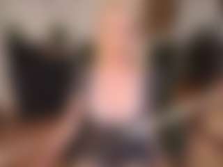 mirelasilver's Live Sex Cam Show