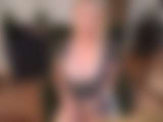 mirelasilver's Live Sex Cam Show
