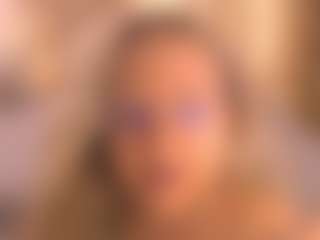 Arony's Live Sex Cam Show