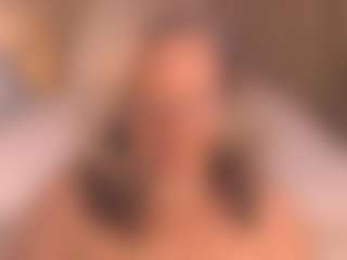 Live cam show with Arony - Hairy Pussy on Mixed Magazine Live