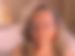 Live cam show with Arony - Bedroom Mature on Big Tits