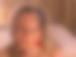Live cam show with Arony - Blonde Hair MILF on numayanayam.club