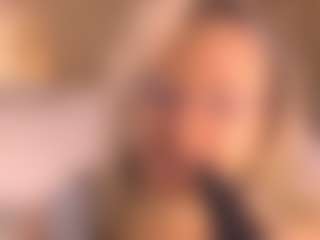 Live cam show with Arony - Granny MILF on fuck-show.com