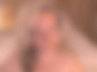 Arony's Live Sex Cam Show