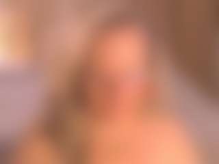 Live cam show with Arony - Blonde Hair on Camming Site