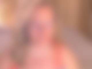 Live cam show with Arony - Green Eyes on Camming Site