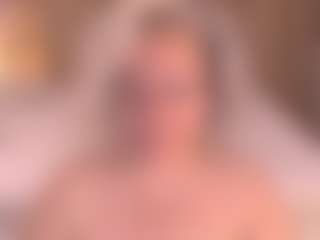 Arony's Live Sex Cam Show