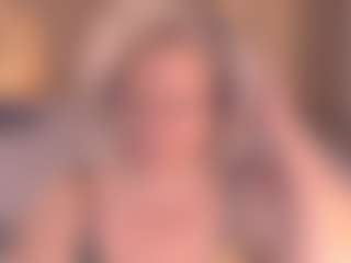 Live cam show with Arony - Chubby on googirlz