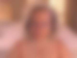 Live cam show with Arony - Mature on Camsoda