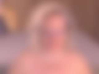 Arony MILF webcam performer live streaming
