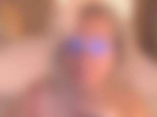 Live cam show with Arony - Granny BBW on Camsoda