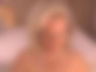 Live cam show with Arony - Granny Big Ass on Camsoda