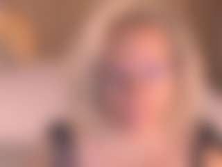 Arony MILF webcam performer live streaming