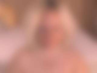 Live cam show with Arony - Spy Granny on madthumbs