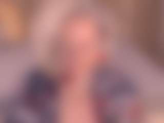 Live cam show with Arony - Granny Blonde Hair on Uber Horny