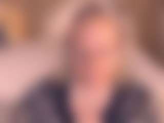 Arony's Live Sex Cam Show