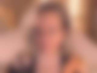 Live cam show with Arony - Granny on makecum.org