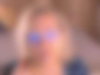 Arony's Live Sex Cam Show