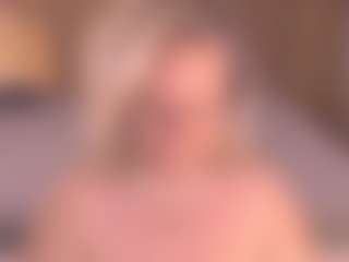 Live cam show with Arony - Granny Blonde Hair on sexylive.show