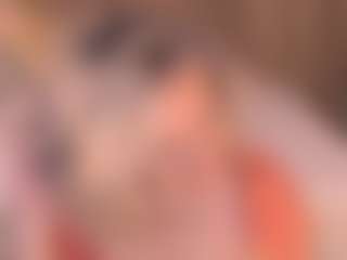 Live cam show with Arony - Granny Dildo on madthumbs