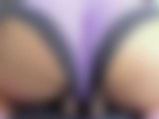 Live cam show with britany-hot - Black Hair on Camsoda