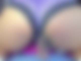 britany-hot's Live Sex Cam Show