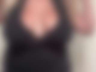lillylox's Live Sex Cam Show