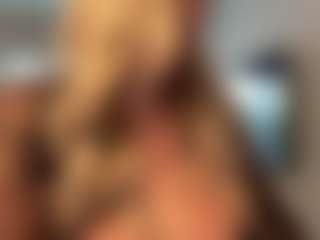 lillylox's Live Sex Cam Show